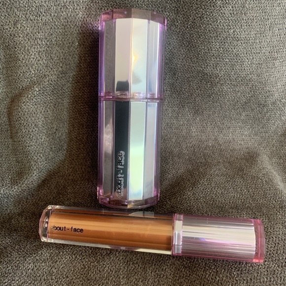 About Face by Halsey two-piece highlighter fluid and gold lip gloss - Picture 3 of 5